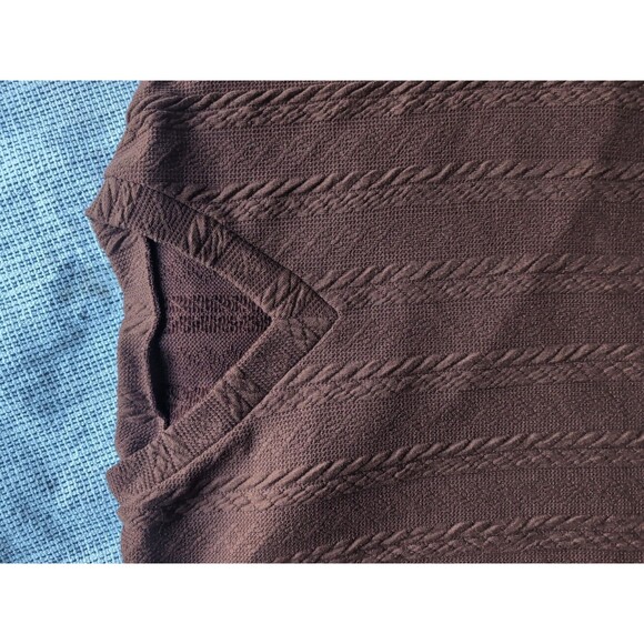 Boutique Dazy Dark Chocate Brown Cable Knit V-Neck Sleeveless Sweater Vest M - Picture 5 of 8